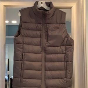 Brand New North Face Mens Medium Vest